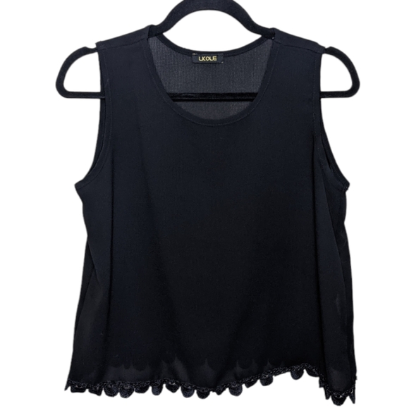 Licole Tops - Licole Black Tank Top 🖤✨ Size M